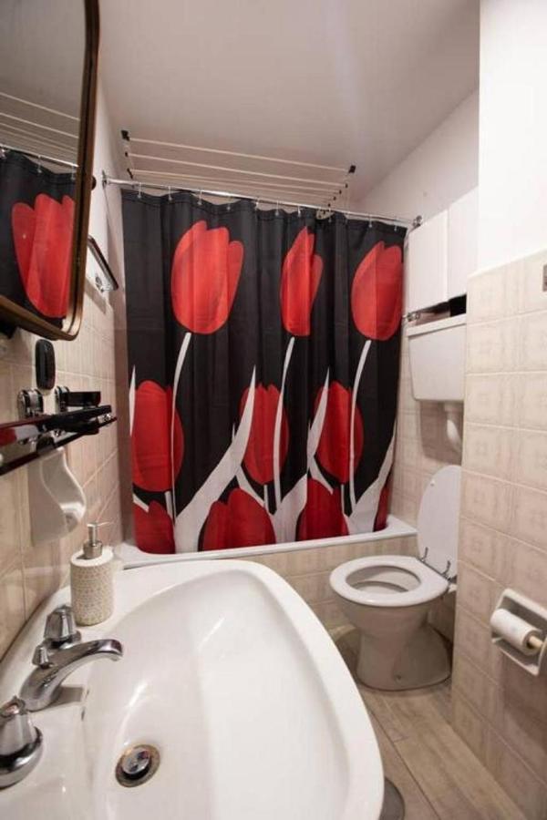 Joivy Flat For 6, In The Historic Town Pre-Saint-Didier Daire Dış mekan fotoğraf